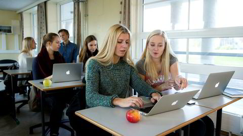 Dagens direktefinansiering av NDLA medfører at skolene mangler både insentiv og motivasjon til å velge alternative digitale læringsressurser, skriver artikkelforfatteren.