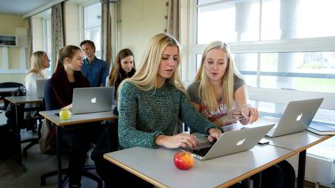 Dagens direktefinansiering av NDLA medfører at skolene mangler både insentiv og motivasjon til å velge alternative digitale læringsressurser, skriver artikkelforfatteren.