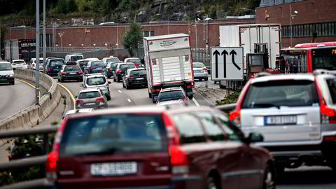 Noen få sekunders uoppmerksomhet kan få store konsekvenser i trafikken, advarer forsikringsselskap.  Illustrasjonsfoto: Aleksander Nordahl