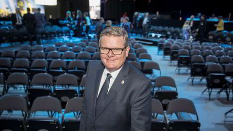 Kristiansand-ordfører Harald Furre kjører en hard linje for å sørge for at de kommuneansatte holder seg innenfor regelverket.
