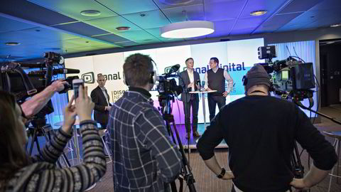TVNorge-eieren Discovery har blitt enig med Canal Digital.  Discovery Norge-sjef Harald Strømme (th) og direktør for Canal Digital Ragnar Kårhus. Foto: Aleksander Nordahl