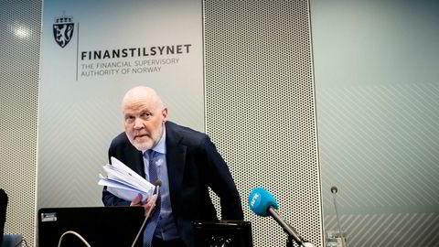 Finanstilsynet, med Morten Baltzersen i spissen, har fått i oppdrag å følge med på finansinstitusjoners klimarisiko. Foreløpig er det ingen spor av at tilsynet har fulgt det opp.