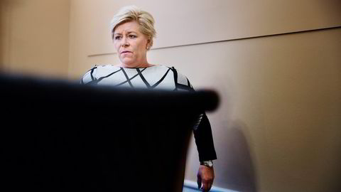 Finansdepartementet og finansminister Siv Jensen vil vurderer å åpne både oljefondet og folktetrygdfondet for investeringer i eiendom og infrastruktur. Foto: Per Thrana