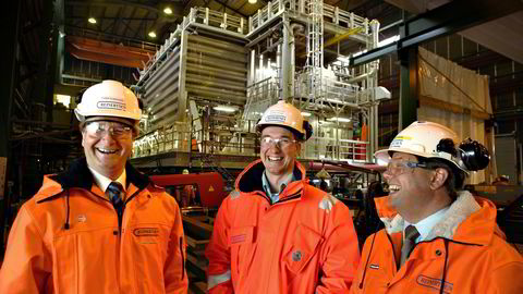 (F.v.) Direktør Torkild Reinertsen , produksjonssjef Thomas Reinertsen og direktør for forretningsutvikling Geir T. Suul i oljeserviceselskapet Reinertsen, her i bilde fra bedre tider (2005).  Foto: