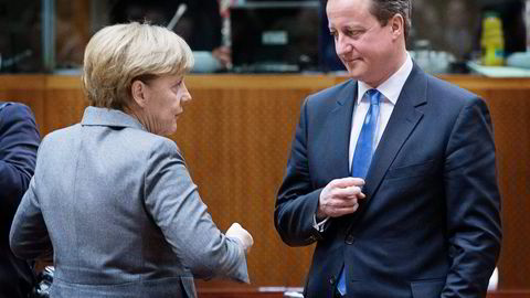 Tyskland, her ved forbundskansler Angela Merkel, beskylder britene, ved statsminister David Cameron, for bevisst å undergrave eurosamarbeidet. Foto: Yves Herman, Reuters/ NTB Scanpix