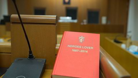 Rettens avgjørelse illustrerer etter vårt syn at finansrådgivere som foretar verdivurderinger på vegne av hovedaksjonærer ofte ikke har tilstrekkelig kunnskap om de spesielle føringer som gjelder ved en vurdering knyttet til tvangsinnløsning av aksjer, skriver artikkelforfatterne. Foto: Terje Pedersen/