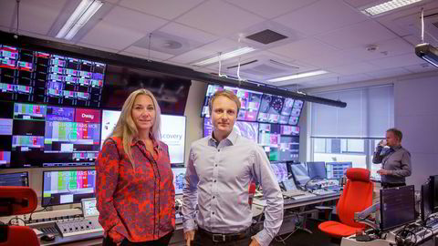Administrerende direktør Tine Austvoll Jensen i Discovery Networks Norway og nordisk kommunikasjonsdirektør Espen Skoland i Discovery Networks.
