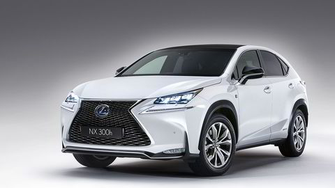 NX 300h heter den nye kompaktsuven som Lexus starter å selge til høsten. Foto: Lexus