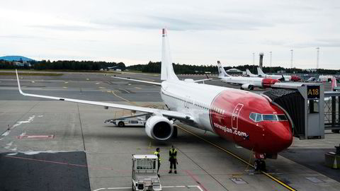 Norwegian ville trekke flypassasjeravgiften direkte fra kontoen til reisende som allerede har betalt billetten. Det har skapt storm. Foto: Per Ståle Bugjerde