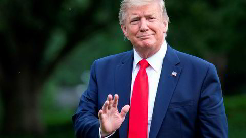President Donald Trump «utstråler usikkerhet» skrev Storbritannias ambassadør i Washington i et lekket notat. Nå slår Trump tilbake.