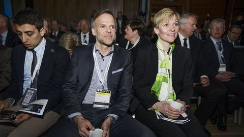 NHO-president Tore Ulstein og Lene Trude Solheim, communication manager i Ulstein Group på Norshipping-konferansen. Foto: Thomas Haugersveen