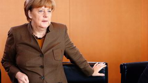 Rikskansler Angela Merkel blir saksøkt av asylsøkere som ikke har fått endelig svar på sine søknader Foto: Fabrizio Bensch, Reuters/NTB Scanpix