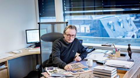 Sjefredaktør Helge Simonnes satt noen etasjer over da generalforsamlingen pågikk, på sitt kontor i Vårt Lands redaksjonslokaler. Foto: Aleksander Nordahl