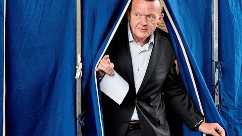 Venstre gjorde et dårlig valg i Danmark, men partileder Lars Løkke Rasmussen ender etter alt å dømme likevel opp som statsminister. Foto: NTB scanpix