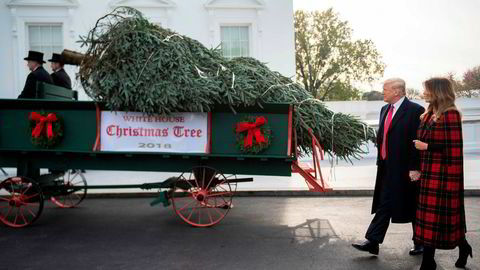 Snart blir det jul og adventstid for USAs president Donald Trump også. Her sammen med sin kone Melania Trump.