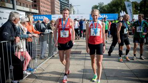 GODE PRESTASJONER: Samboerparet Petter Antonsen og Siri Størmer kan være fornøyde med prestasjonene i Oslo Maraton. FOTO: Skjalg Bøhmer Vold