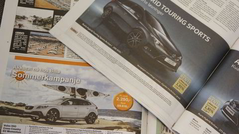 Tilbud på privatleasing av bil er nesten dagligdags lesning i de store avisene. Nå setter Forbrukerombudet krav til slik annonsering. Her onsdagens VG og Aftenposten.