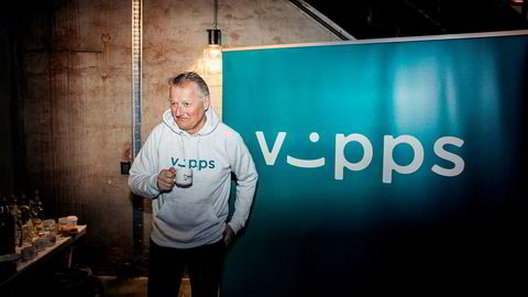 DNBs konsernsjef Rune Bjerke får kjeft for å nekte kundene å betale med Apple Pay. Men Bjerke har gode argumenter for å stå på sidelinjen.