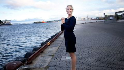 Fordelene for elbilene bør reduseres, mener Aps ordførerkandidat i Stavanger, Cecilie Bjelland. Foto: Tomas Alf Larsen
