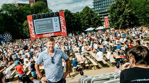 Geir Oterhals, daglig leder i Fotballfesten, er arrangører av visningene av fotball-VM på storskjerm på Kontraskjæret i Oslo.