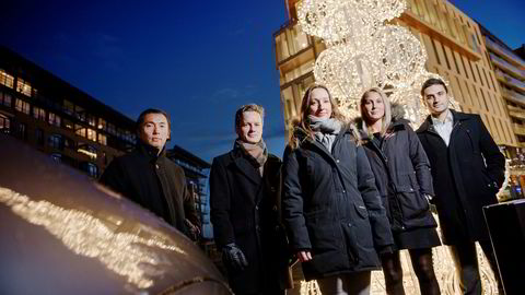 MAKROPANELET. Fra venstre: Olav Chen, Bjørn Roger Wilhelmsen, Kjersti Haugland, Erica Blomgren og Shakeb Syed. FOTO: Hampus Lundgren