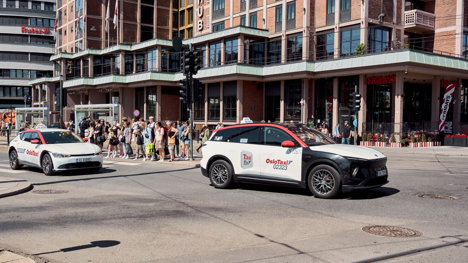 Oslo Taxi vil kreve mer fra sjåførene – tar oppgjør med kritikere
