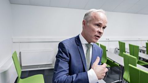 Kommunalminister Jan Tore Sanner (H) frontet et reklamebilag i Aftenposten. Nå kommer kritikken. Foto: Aleksander Nordahl