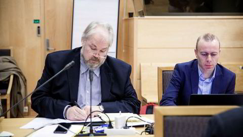 Jon Gunnar Pedersen (til venstre) og assisterende forskningssjef i Norsk Regnesentral, Anders Løland var sakkyndige vitner for DNB onsdag.