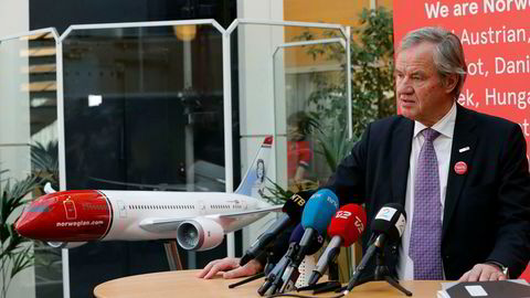 Norwegiansjef Bjørn Kjos legger frem skuffende resultater og kanseller fly.