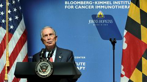 Mangemilliardær Michael Bloomberg anses å være en potensiell kandidat for Demokratene til å kunne slå Trump i presidentvalget for 2020. Her fra lansering av et nytt senter for immunoterapi ved Johns Hopkins i 2016, som han var en betydelig sponsor av.