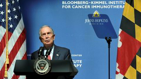 Mangemilliardær Michael Bloomberg anses å være en potensiell kandidat for Demokratene til å kunne slå Trump i presidentvalget for 2020. Her fra lansering av et nytt senter for immunoterapi ved Johns Hopkins i 2016, som han var en betydelig sponsor av.