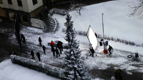 Fra innspillingen av «Snømannen», som er en av de første internasjonale filmene som nyter godt av incentivene regjeringen tilbyr produksjoner som legger innspillingen til Norge.