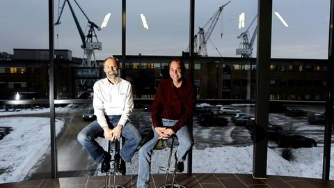 Tom Fedog (til høyre) eier Kristiansand-selskapet Stimline sammen Erik Zachariasen. De tror 2018 blir bedre enn 2017.