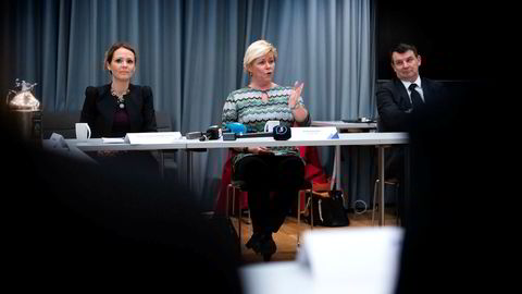 Forbrukerminister Linda Hofstad Helleland, finansminister Siv Jensen og justisminister Tor Mikkel Wara samarbeider om å følge med på forbrukslånbankene.