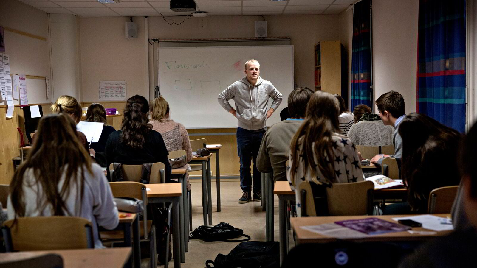 Byråkrater i skolesektoren bør omskoleres til lærere