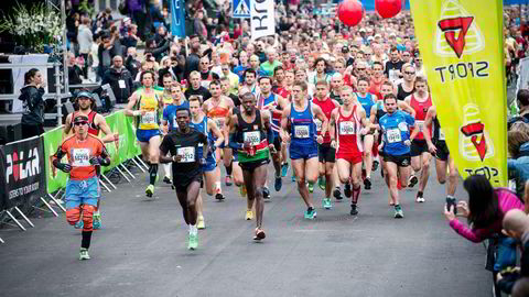 KUN 500 PLASSER IGJEN: Planlegger du å løpe maratondistansen i Oslo Maraton i år må du snart bestemme deg, det er bare 500 plasser igjen. Foto: Skjalg Bøhmer Vold