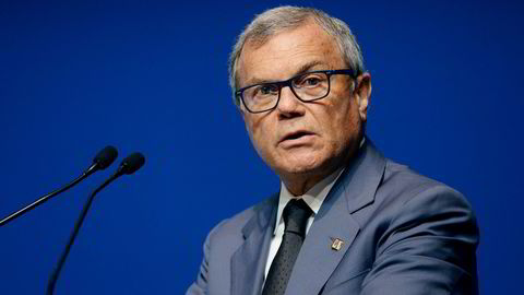 Sir Martin Sorrell (71) tjener over 800 millioner kroner i året som toppsjef i den globale reklame- og mediebyråkjempen WPP, som i Norden opererer under navet Group M. Foto: Mark Runnacles/