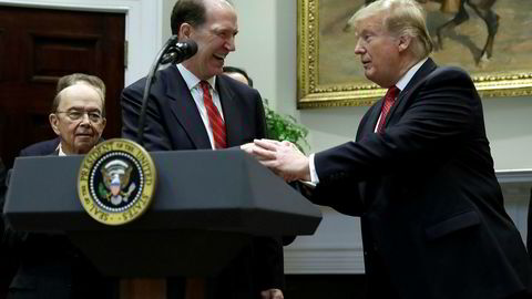 USAs president Donald Trump presenterte David Malpass som sin kandidat til å lede Verdensbanken i Det hvite hus denne uken. Bak til venstre handelsminister Wilbur Ross.