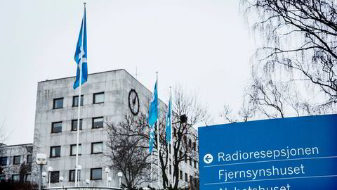 Meklingen pågår mange timer på overtid, og det kan fortsatt bli NRK-streik.