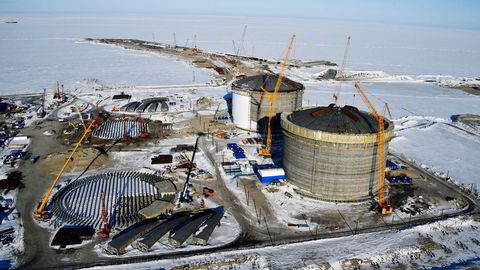 Vestlige sanksjoner og mangel på utstyr gjør at Russland må utsette nye leteprosjekter. Det gjelder særlig offshoreprosjekter, som her i Karahavet. Foto: Kirill Kudryavtsev, AFP/NTB Scanpix