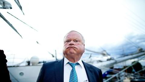 USIKKERT. Seadrill og John Fredriksen (bildet) kan bli rammet hardt av nye sanksjoner mot Russland, og det skaper usikkerhet rundt selskapet, mener Nordea-strateg Erik Roland. Foto: Ida von Hanno Bast
