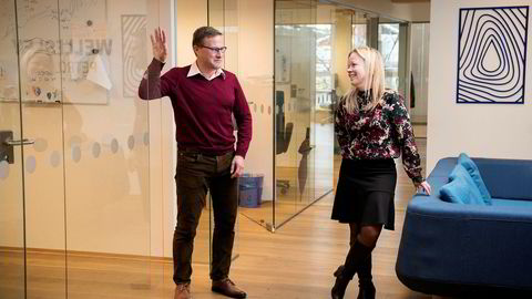 Norgessjef Kari Langvik Østhus og toppsjef Chris Elliott i Wellesley Petroleum forsikrer om at de ikke har fått dårlig klimasamvittighet av å ha funnet enda mer olje på norsk sokkel.