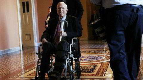 John McCain vil ikke være til stede under avstemmingen om ny skatterform i USA.