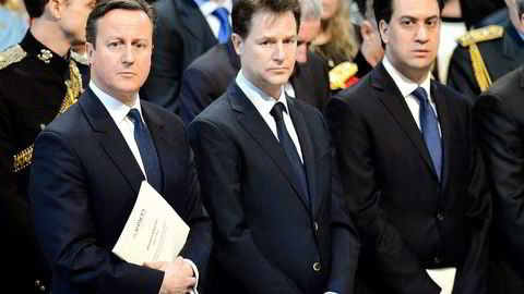 Nick Clegg (i midten) kan bli en uunngåelig samarbeidspartner. Her sammen med Storbritannias konservative statsminister David Cameron (til venstre) og opposisjonspartileder Ed Miliband i Labour. Foto: John Stillwell/Reuters/NTB Scanpix
