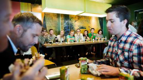 Ungdomspartilederne var invitert på McDonalds til frokostdiskusjon om landbrukspolitikk. 
                    Alle foto: Sondre Steen Holvik