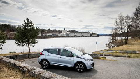 Den største nedturen med Opel Ampera-e, er ventetiden. Bestiller du en bil i dag, får du den ikke før tidligst på høsten neste år.