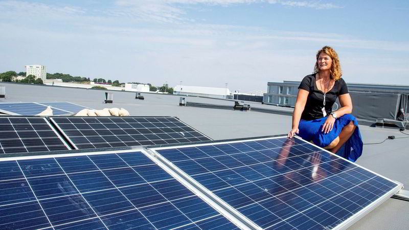 Ved Stavanger Lufthavn, Sola eksperimenteres det med solcellepaneler på taket for at lufthavnen skal bli selvforsynt med strøm til egen drift.