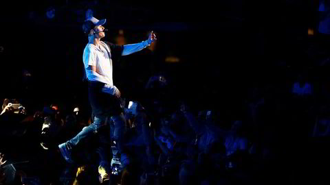 Justin Bieber forlot  Chateau Neuf i Oslo etter at fans sølte vann på scenen foran ham. Foto: Heiko Jung/