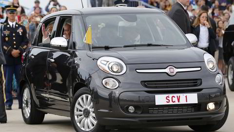 Pave Frans valgte å kjøre rundt i en liten Fiat under sitt USA-besøk i september i fjor. Foto: Reuters / NTB scanpix