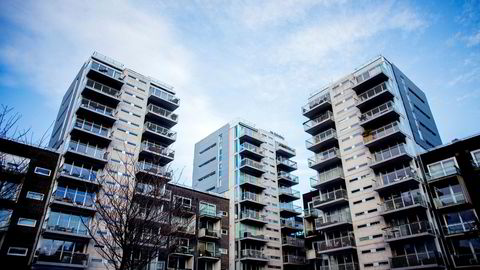 Grunnet boligprisfallet sitter mange tusen i Oslo nå igjen med lite egenkapital i boligen.